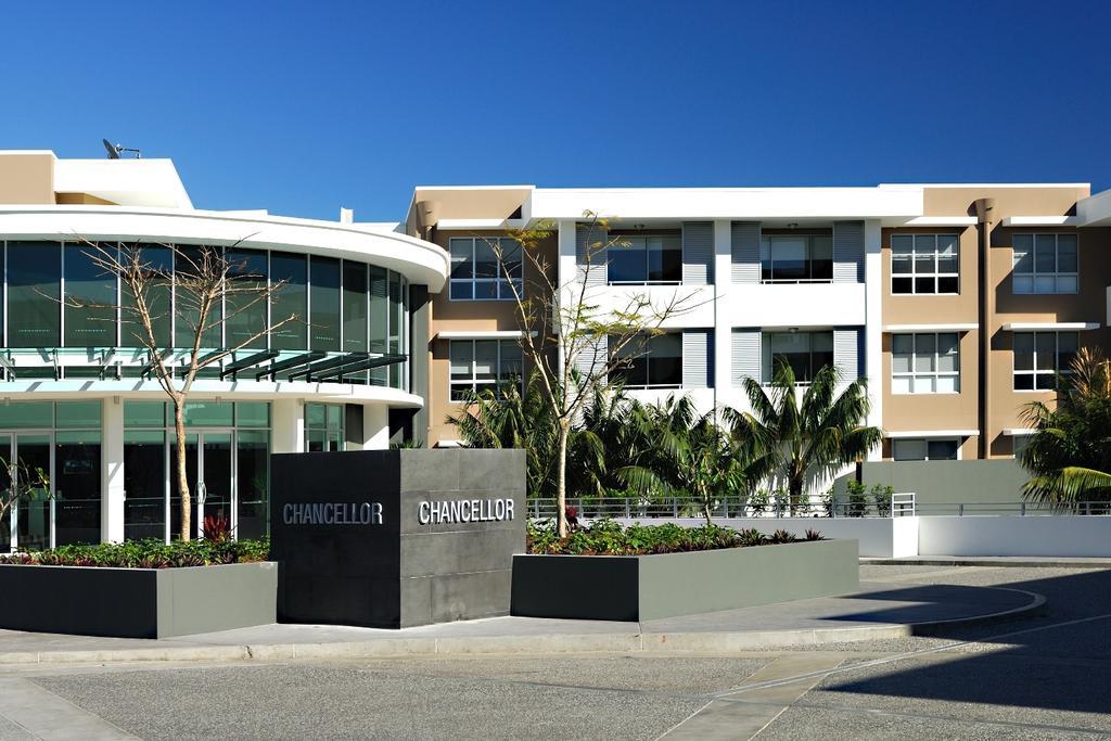 Chancellor Executive Apartments Gold Coast Dış mekan fotoğraf